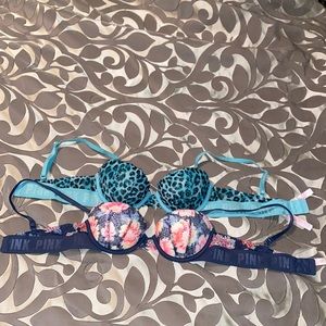 PINK Victoria’s Secret brand bras